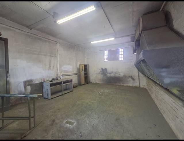 684M² WAREHOUSE TO LET IN JACOBS